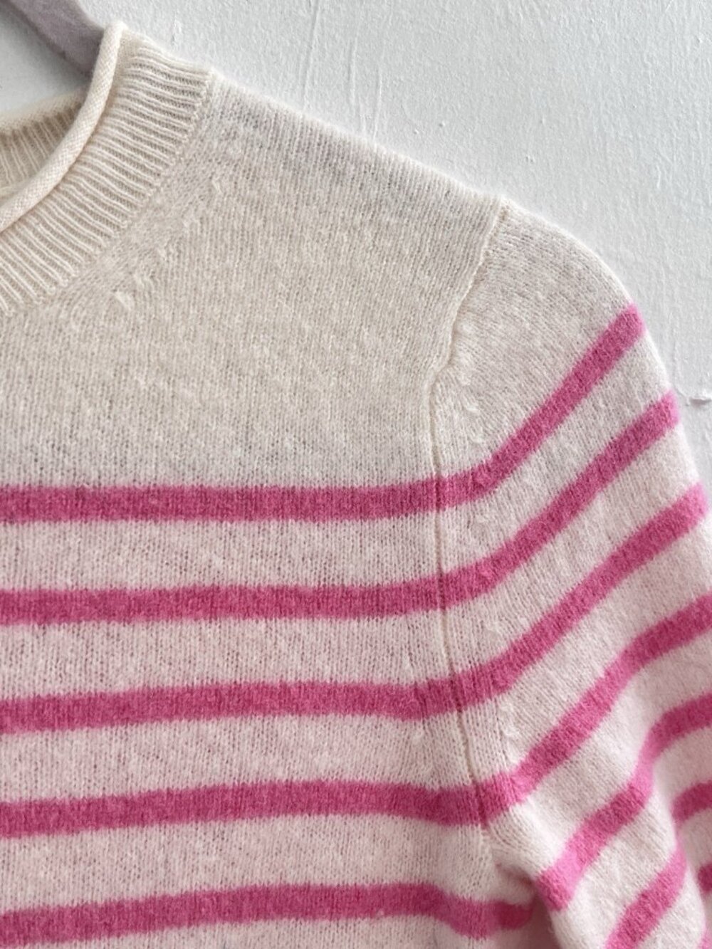 NEW Banana Republic 100% Cashmere Short Sleeve Sweater SMALL Striped PINK Cream - Picture 5 of 8